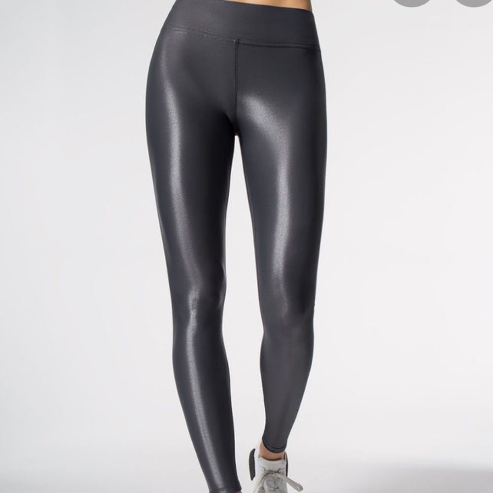 Carbon 38 Charcoal Takara XS Legging